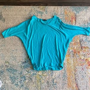 Laila Jayde Oversized Top